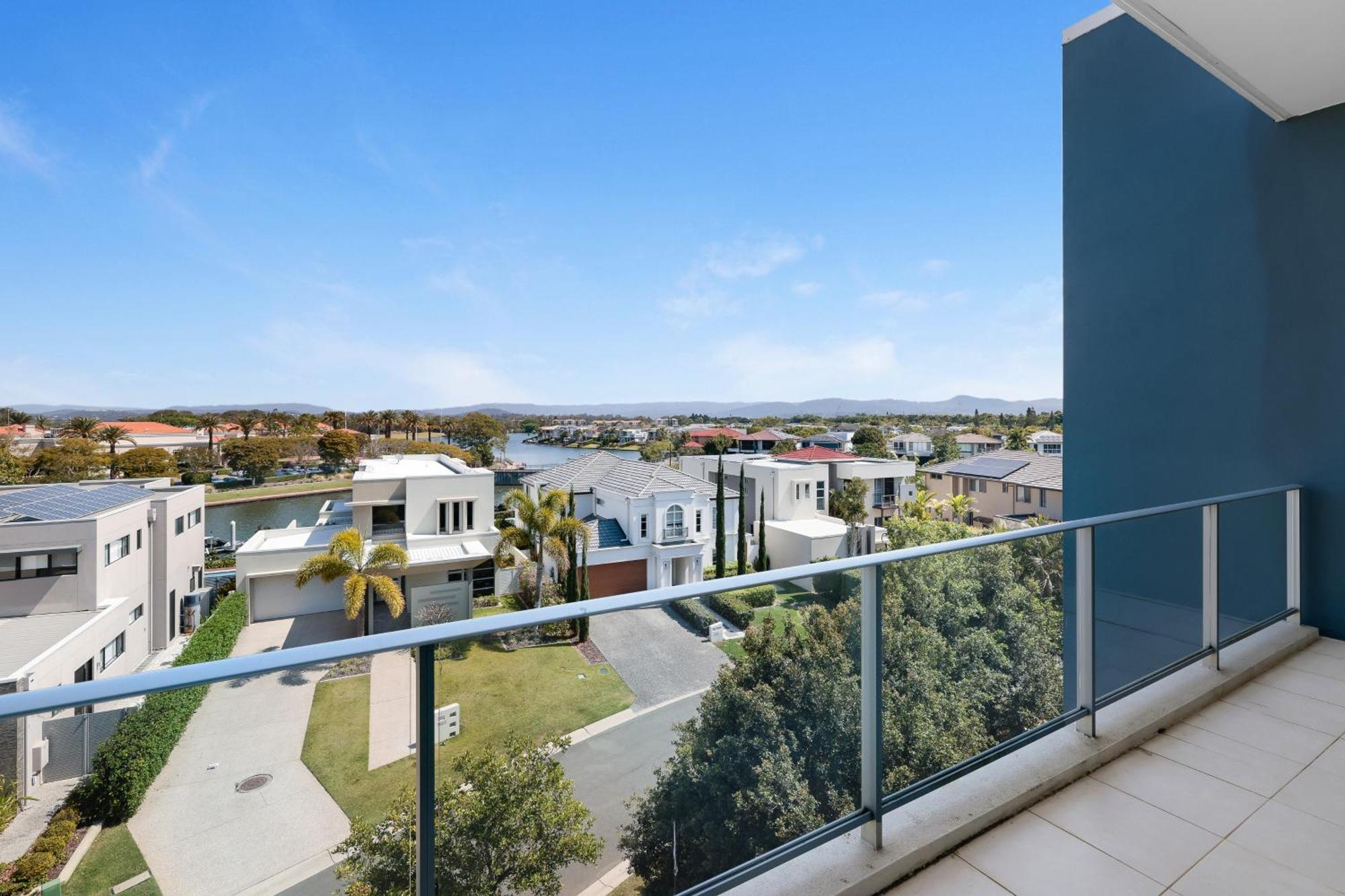 Azzura Greens Resort Gold Coast Exterior photo